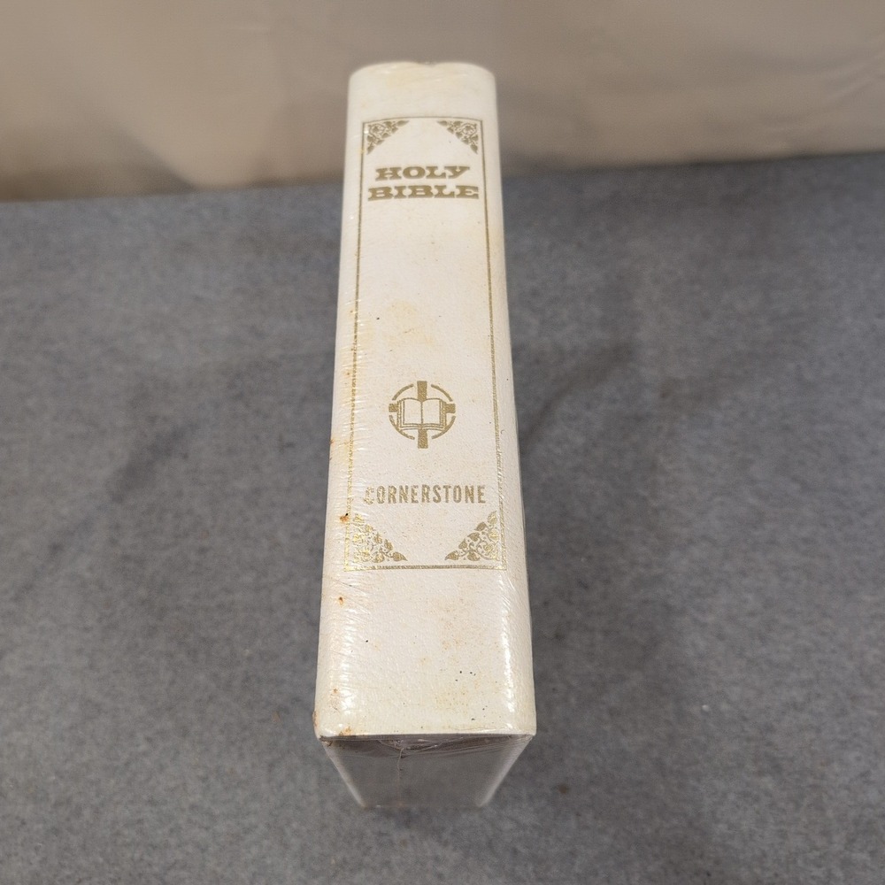 Cornerstone Holy Bible White Hardcover Gold Lettering Illustrated Jesus Cover - Picture 5 of 6
